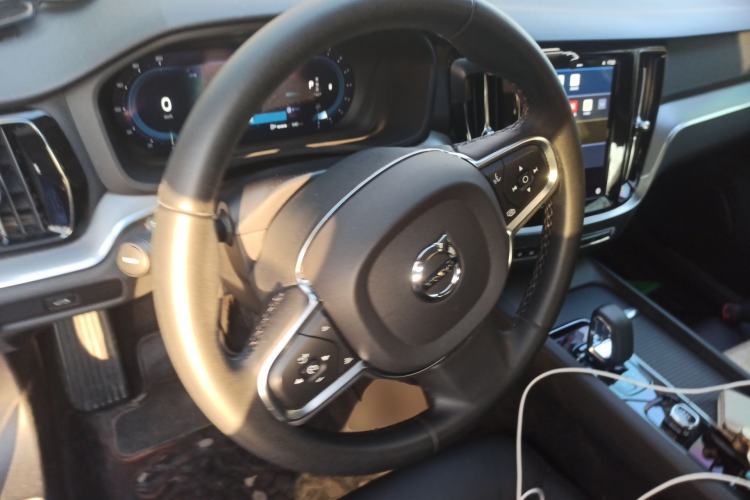 Used Volvo S60 2023 B4 Zhiyi Luxury Edition