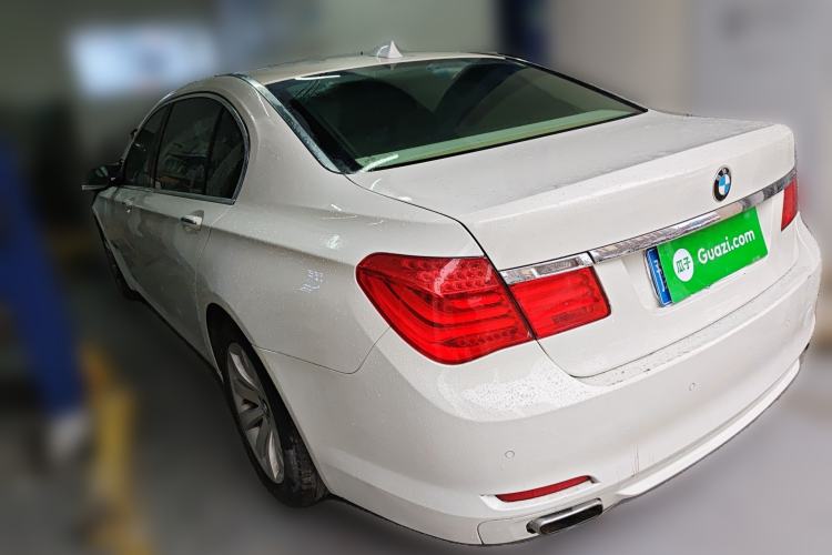 Used BMW 7 Series 2009 730Li Luxury Model Rear Left 45 Deg