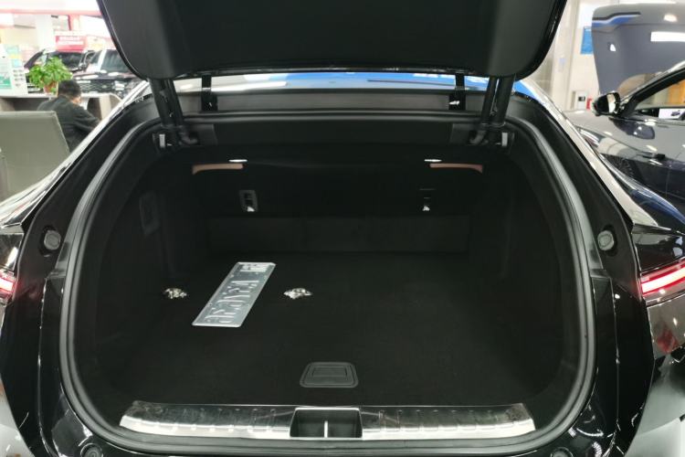 Used Avatr 12 2026 Ultra Pure-Electric All-Wheel-Drive Version Trunk