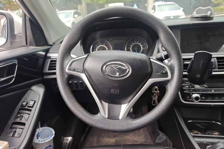 Used Soueast V5 Lingzhi 2015 Plus 1.5L Manual Smart Edition Steering Wheel