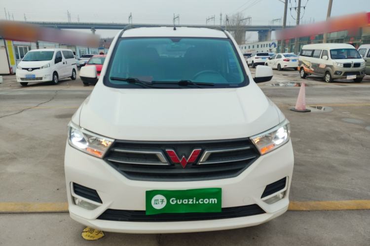 Used Wuling Hongguang 2019 1.5L S Standard Version China VI LAR
