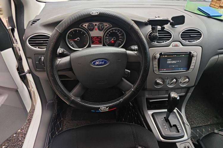 Used Ford Focus 2013 Hatchback Classic 1.8L Automatic Base Model
