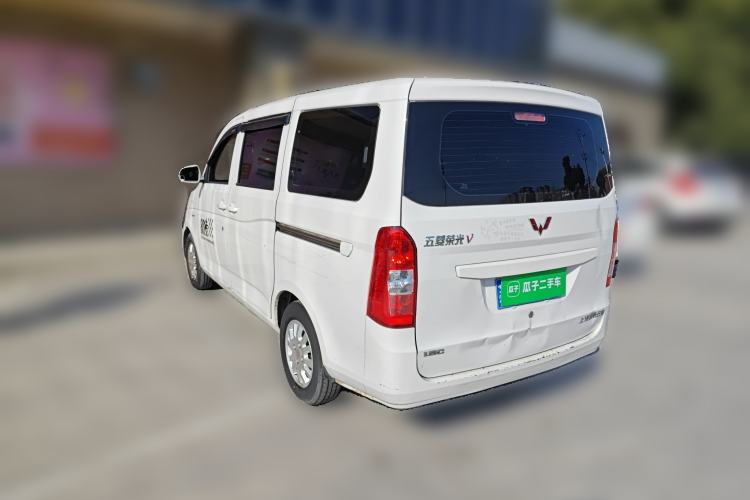Used Wuling Rongguang V 2018 1.5L Standard Version
