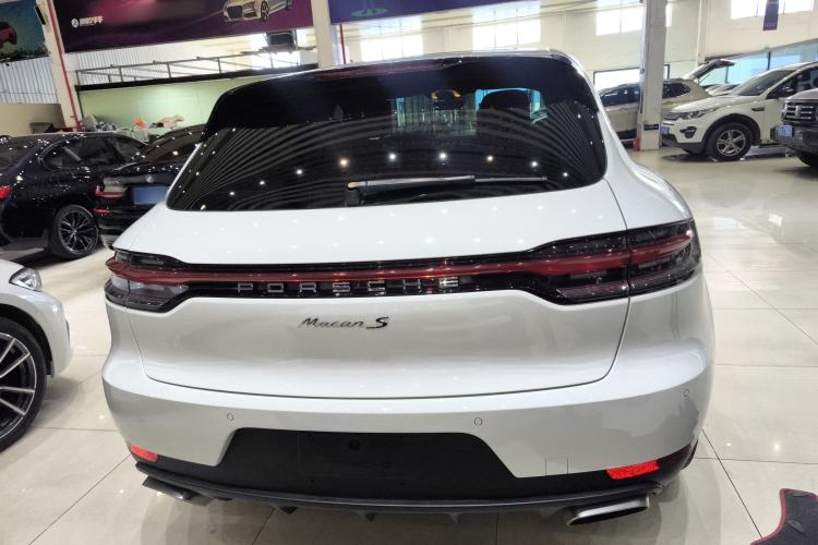 Used Porsche Macan 2018 Macan 2.0T Rear