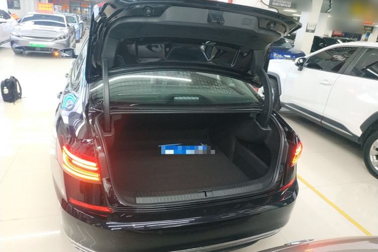 Used Volkswagen Passat 2026 Model, Outstanding 380TSI Xingkong Longteng Edition