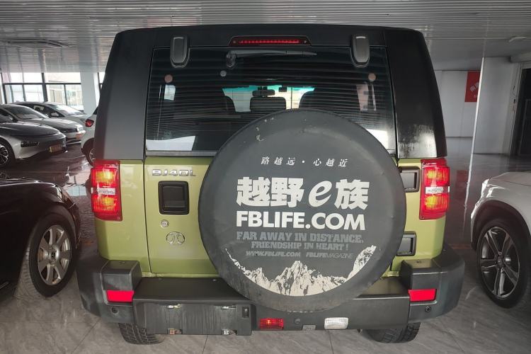 Used BAIC Off-Road BJ40 2016 40L 2.3T Automatic Two-Wheel Drive Luxury Edition
