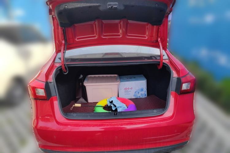 Used Roewe 360 2015 1.5L Automatic Luxury Edition
