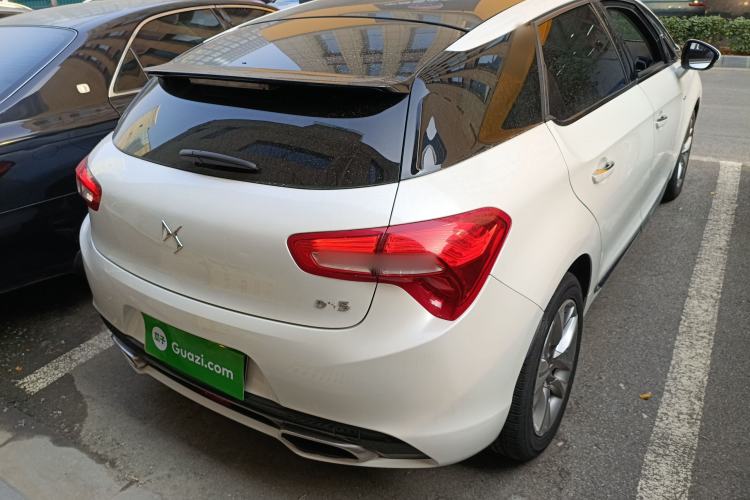 Used DS 5 2014 1.6T Luxury Edition THP160 Rear Right 45 Deg