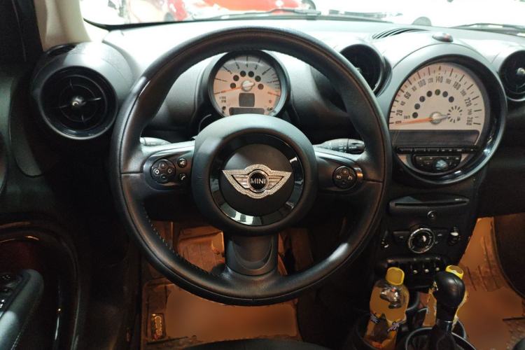 Used MINI Countryman 2014 1.6L COOPER Fun
