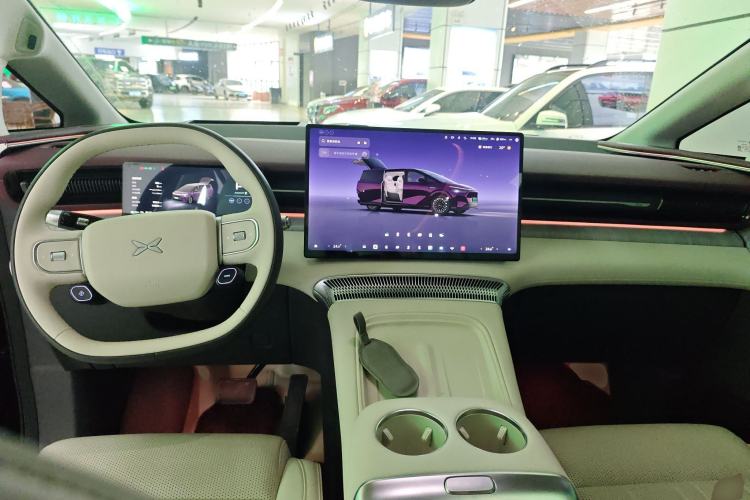 Used XPeng X9 2026 Model—Range-Extended Version 1602 Ultra Center Console