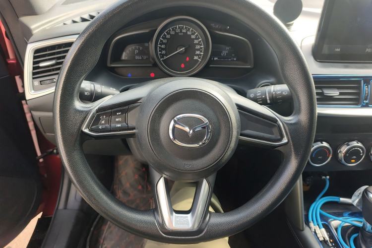 Used Mazda CX-4 2018 2.0L Automatic Two-Wheel Drive Blue Sky Dynamic Version China V Standard
