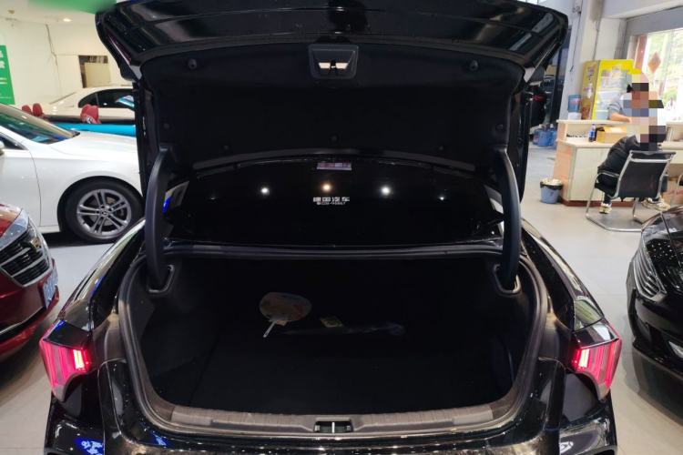 Used Lynk & Co 03 2023 2.0TD DCT JingPro Trunk