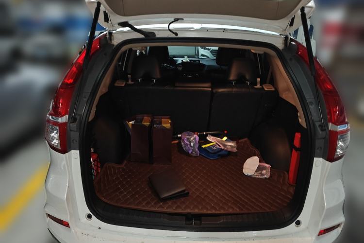 Used Honda CR-V 2015 2.0L two-wheel drive urban version Trunk