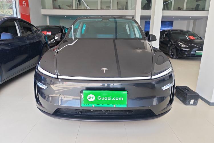 Used Tesla Model Y 2025 Long-Range All-Wheel Drive First Edition Front