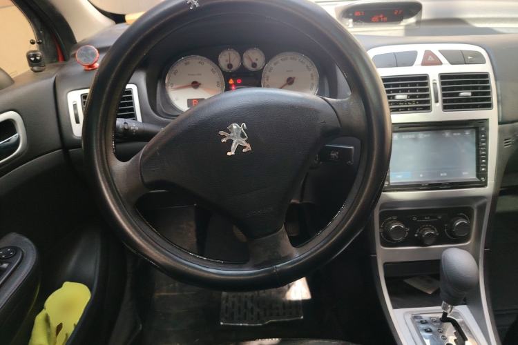 Used Peugeot 307 2012 Hatchback 1.6L Automatic Comfort Edition