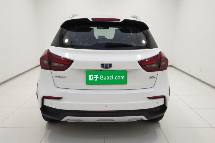 Used Geely Auto Vision X3 2019 Upgraded Model 1.5L Manual Elite Version
