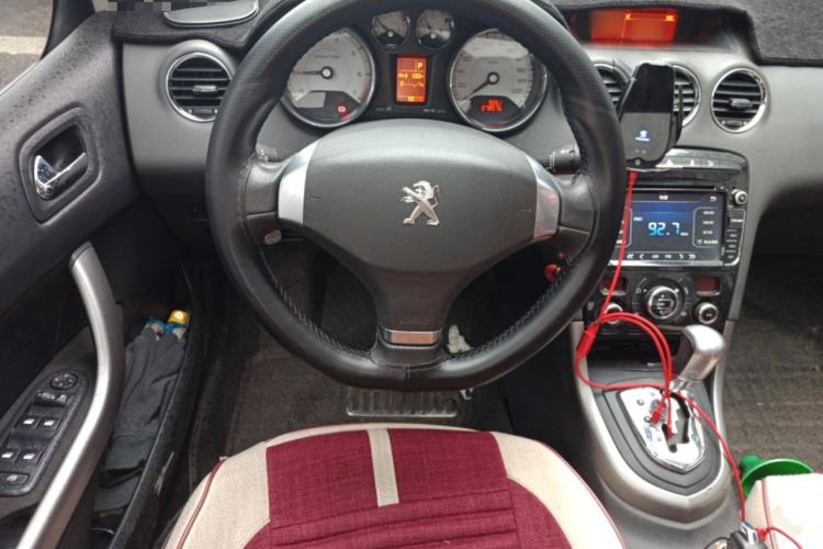 Used Peugeot 408 2013 2.0L Automatic Luxury Edition Steering Wheel