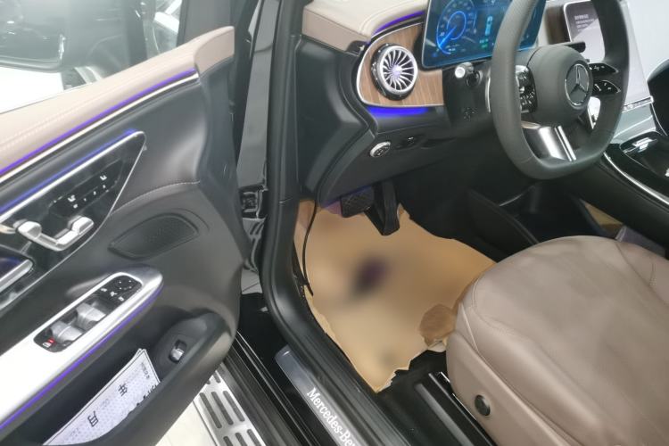 Used Mercedes-Benz EQE SUV 2024 500 4MATIC Pioneer Edition