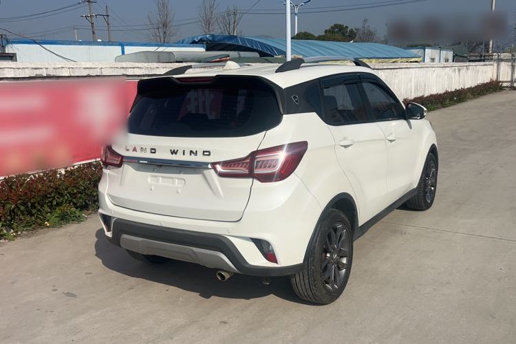 Used Land X2 2017 1.6L Manual Sharp Edition
