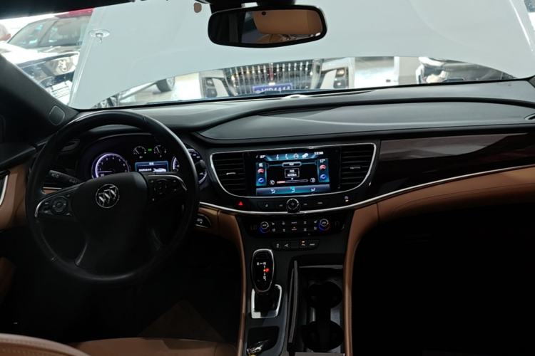 Used Buick LaCrosse 2016 28T Premium Edition
