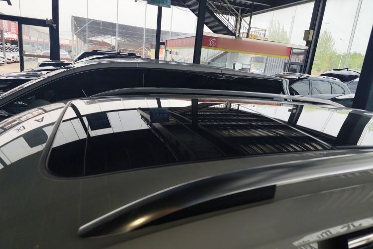 Used Volkswagen Tiguan L 2022 330TSI Automatic Two-Wheel Drive R-Line Enhanced Edition
