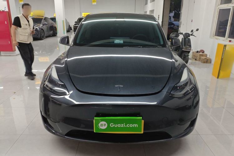 Used Tesla Model Y 2024 Rear-Wheel-Drive Version Front