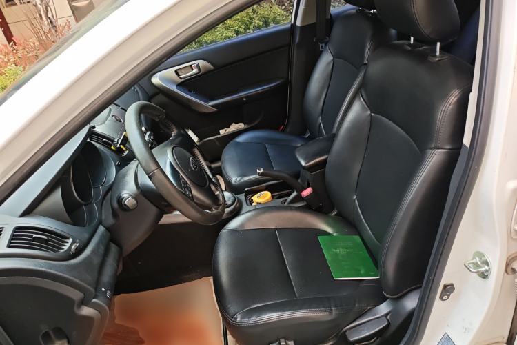 Used Kia Forte 2011 1.6L MT GLS