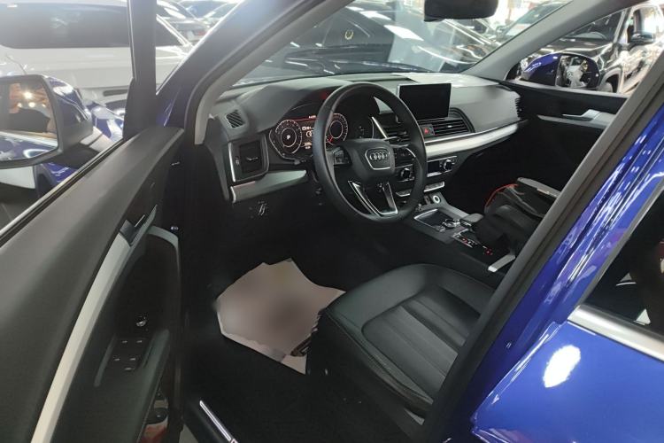 Used Audi Q5L 2020 Updated 40 TFSI Prestige Fashion Edition Driver Seat