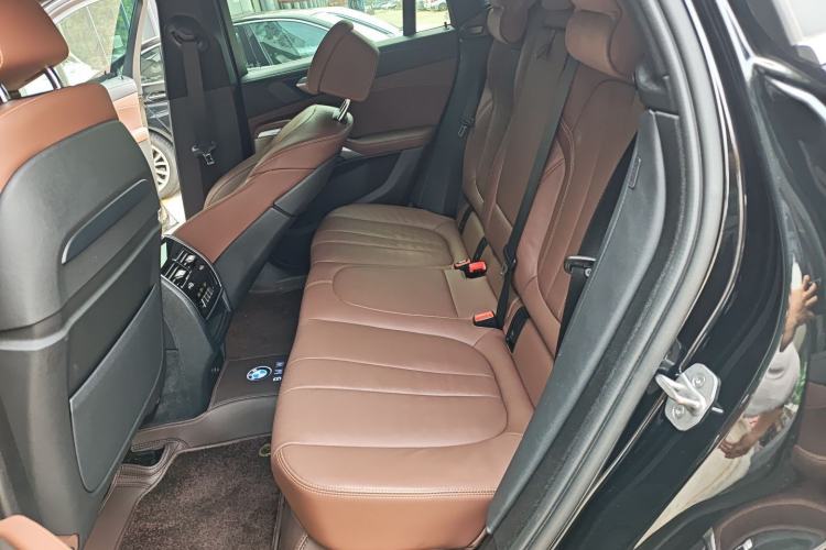 Used BMW X6 2022 Facelift xDrive40i Luxury Edition M Sport Package Left Rear Seat