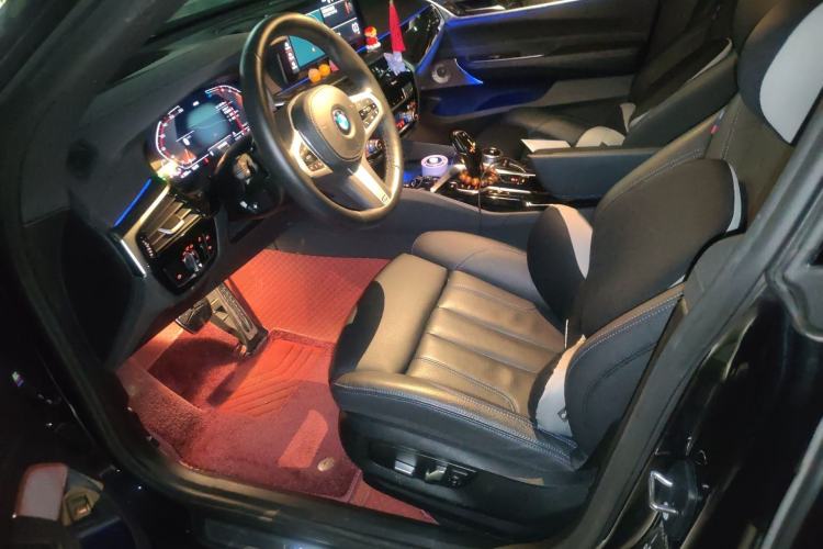 Used BMW 6 Series GT 2024 630i M Sport Luxury Package Left Front Seat