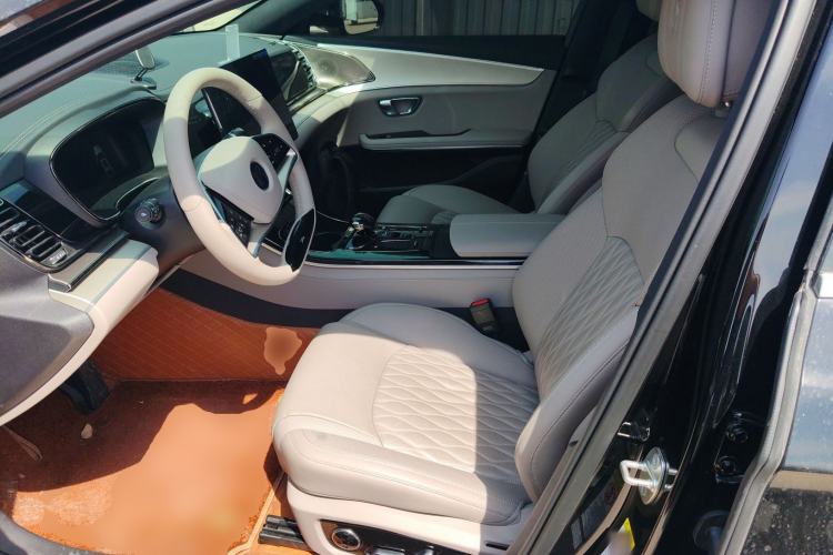 Used BYD Han 2025 DM-i 125KM Prestige Model
