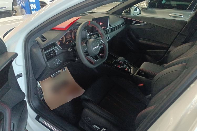 Used Audi A4L 2025 2 Million Units Enjoyment Version 40 TFSI Luxury Dynamic Edition