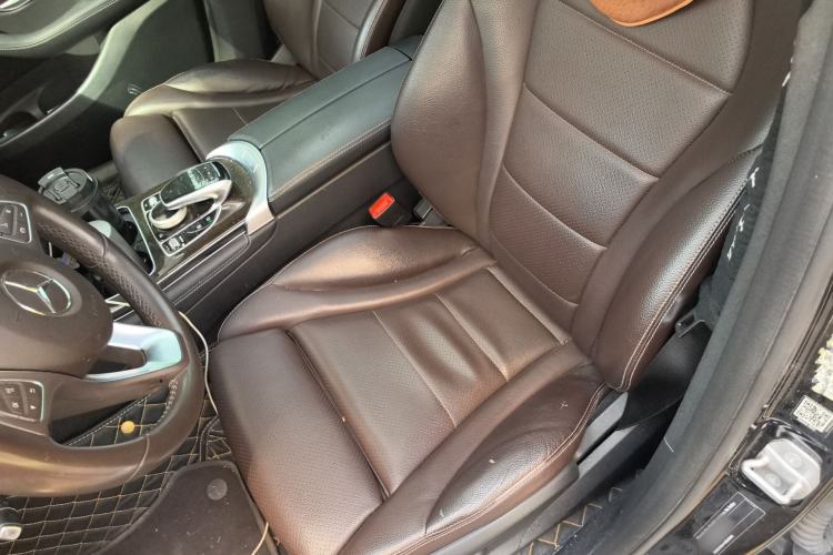 Used Mercedes-Benz GLC 2017 GLC 260 4MATIC Luxury Model
