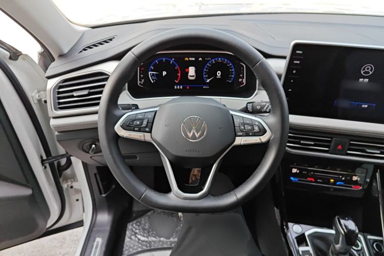 Used Volkswagen Tayron 2023 Revised Version 380TSI All-Wheel Drive R-Line High-Energy Edition