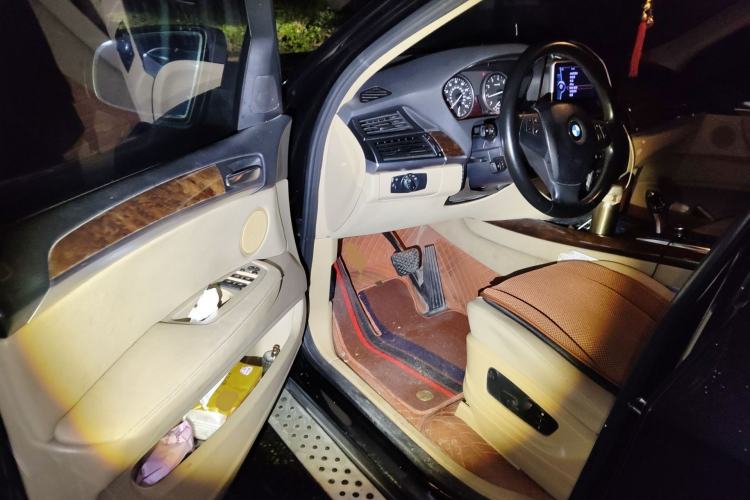 Used BMW X5 2011 xDrive35i Leading Model Driver Seat