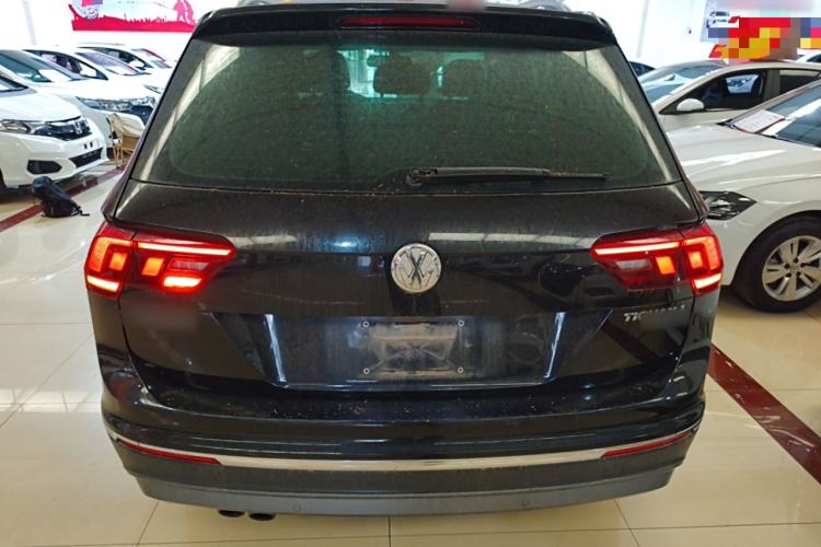 Used Volkswagen Tiguan L 2019 Revised 330TSI Automatic Two-Wheel Drive Smart & Luxury Edition China VI Standard Rear