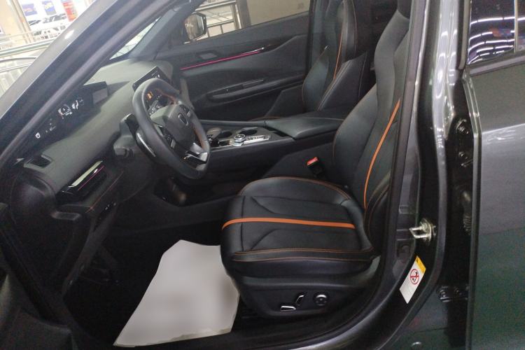 Used Changan UNI-V 2024 1.5T Prestige Edition