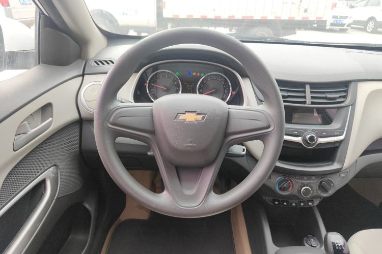 Used Chevrolet Sail 2015 Sail 3 1.5L Manual with Ideal Sunroof Edition
