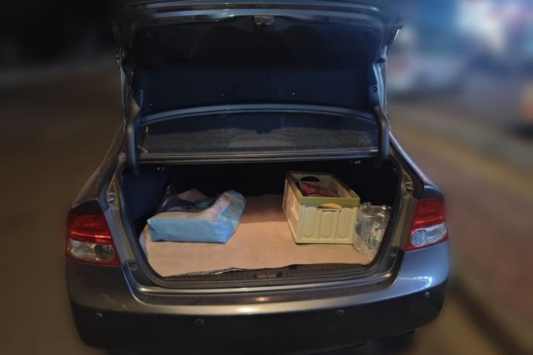 Used Honda Civic 2009 1.8L automatic luxury edition
