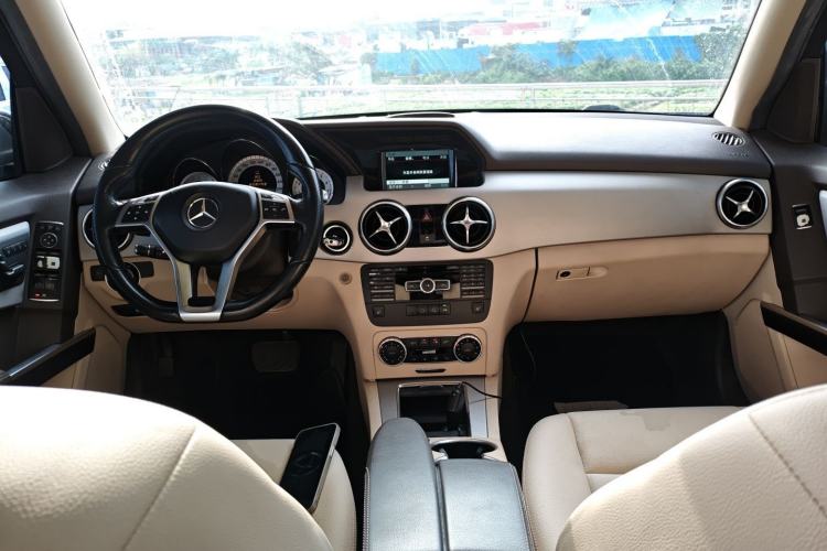 Used Mercedes-Benz GLK-Class 2015 GLK 260 4MATIC Fashion Edition Ultimate Version