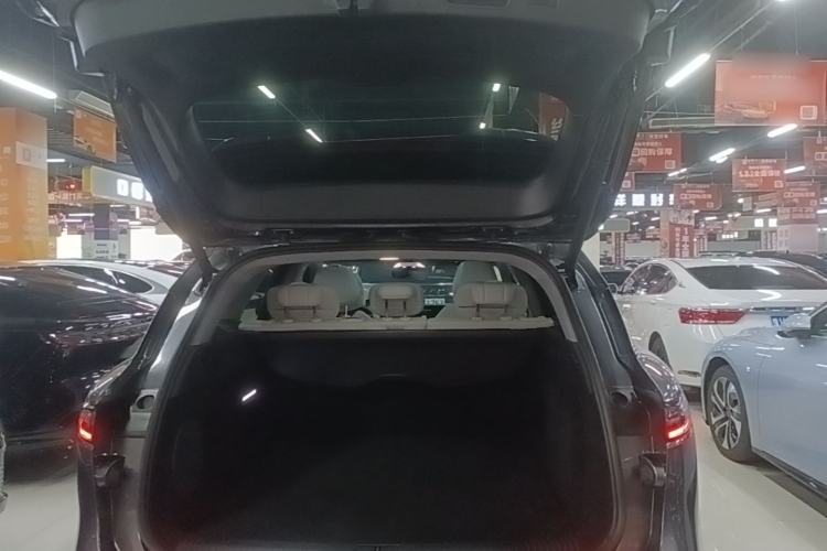 Used VOYAH FREE 2025 318 318 km Rear-Drive Touring Edition