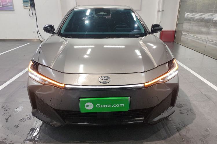 Used Toyota bZ3 2023 616 km Long-Range PRO Front