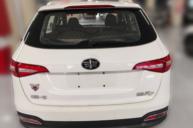 Used FAW Senya R7 2016 1.6L Manual Luxury Model
