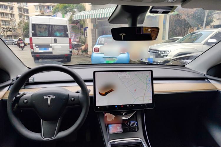 Used Tesla Model Y 2021 Long-Range All-Wheel-Drive Version 3D7