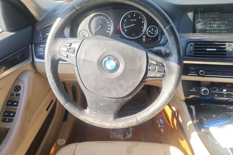Used BMW 5 Series 2012 523Li Luxury Model Steering Wheel
