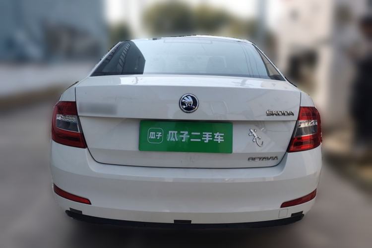 Used Skoda Octavia 2015 1.6L Manual Yijie Edition