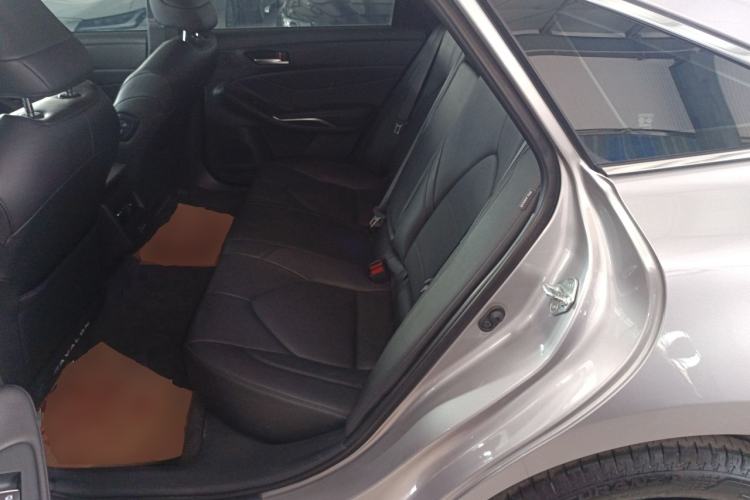 Used Toyota Avalon 2022 2.0L Luxury Edition Left Rear Seat