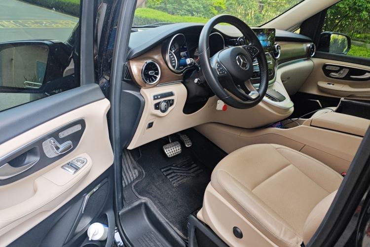 Used Mercedes-Benz V-Class 2021 V 260 Prestige Edition Driver Seat