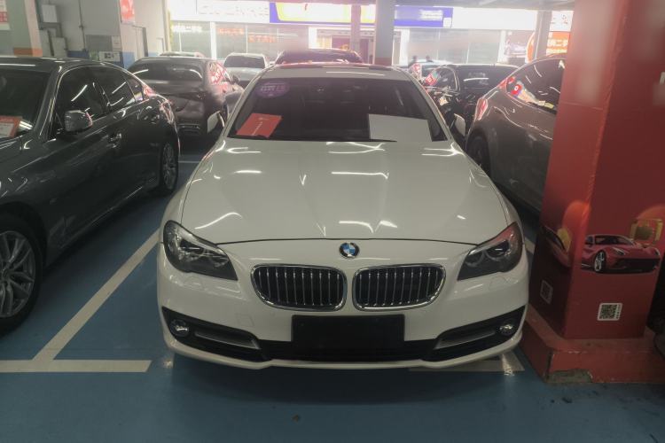 Used BMW 5 Series 2014 520Li Elegant Model
