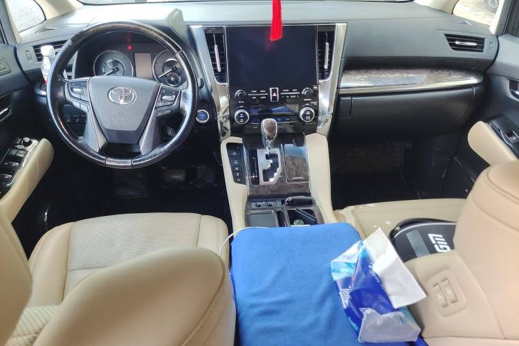 Used Toyota Vellfire 2021 Crown Dual-Engine 2.5L HV Prestige Edition